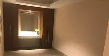 Lucky Chinatown Hotel 3*