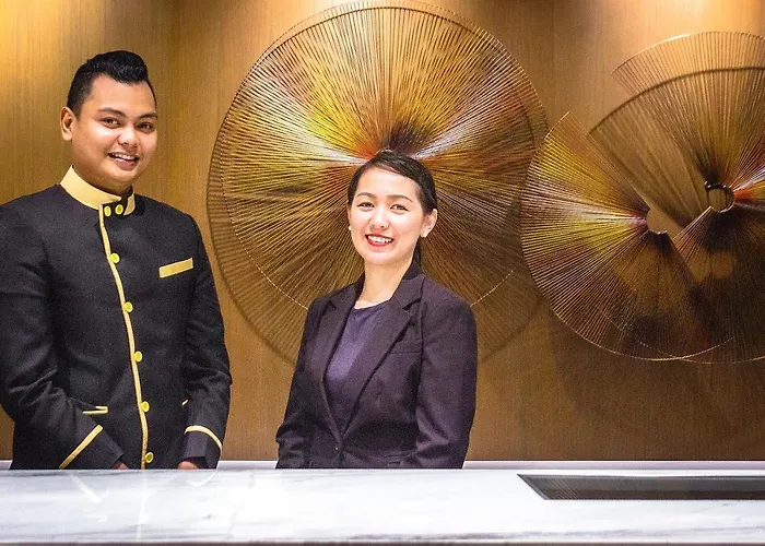 Lucky Chinatown Hotel 3*